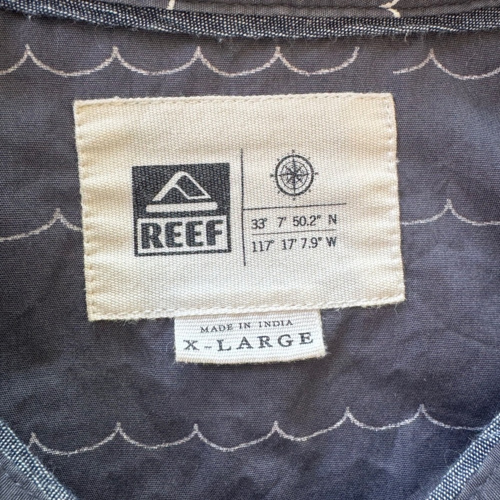 Reef XL Gray White Wave Print Button Up Long Sleeve Casual‎ Men's Shirt - Picture 10 of 12